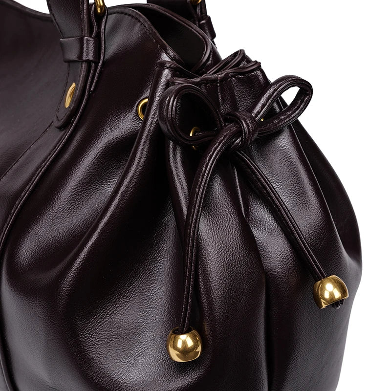 Women's Minimalist Leather Boston Bag
